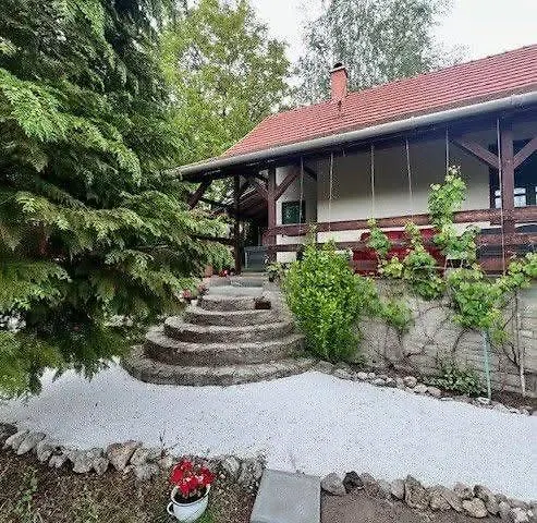 Márai Nyaraló *